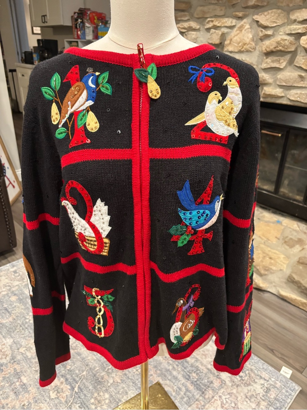 Tiara international 12 days of Christmas sweater xl embroidered